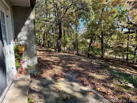 Exterior - 425671 E 1168 Rd, Eufaula, OK 74432 photo 7 of 12