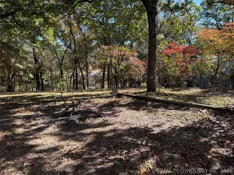 Exterior - 425671 E 1168 Rd, Eufaula, OK 74432 photo 8 of 12