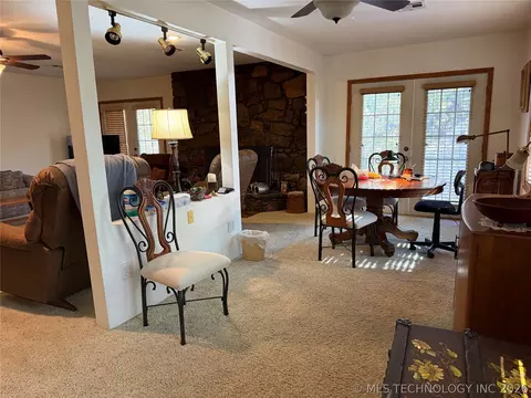 Dining - 425671 E 1168 Rd, Eufaula, OK 74432 photo 3 of 3