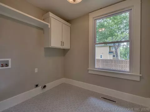 Other - 908 SE 3rd St, Wagoner, OK 74477 photo 4 of 6