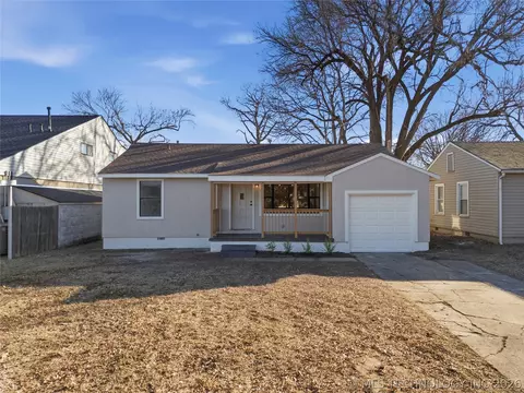 252 E 45th Pl, Tulsa, OK 74105