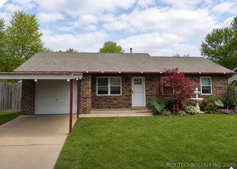 481 W 149th St, Glenpool, OK 74033