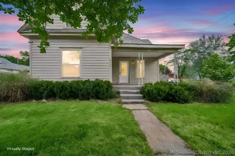 422 S Bristow Ave, Coweta, OK 74429