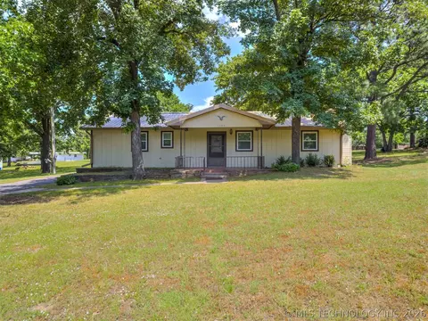 Exterior - 415641 E 1094, Eufaula, OK 74426 photo 2 of 8