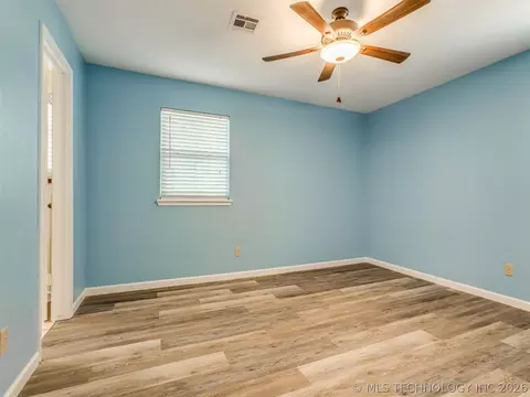 Bedroom - 415641 E 1094, Eufaula, OK 74426 photo 1 of 5
