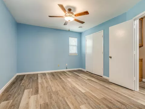 Bedroom - 415641 E 1094, Eufaula, OK 74426 photo 3 of 5