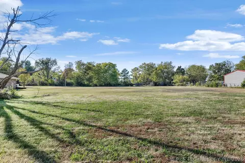 N Choctaw Road, Skiatook, OK 74070