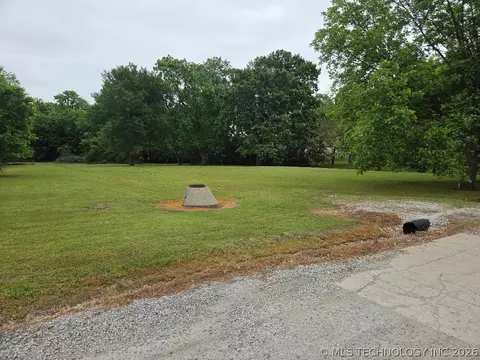 Hawkins Drive, Eufaula, OK 74432 photo 11