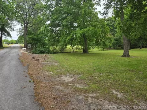 Hawkins Drive, Eufaula, OK 74432 photo 13