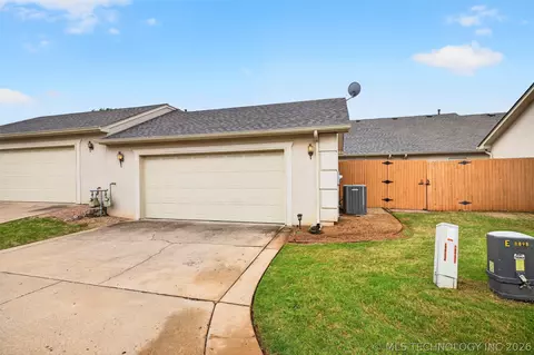 8323 E 81st Pl, Tulsa, OK 74133 photo 32