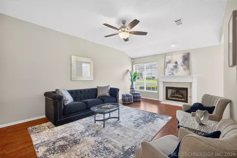 8323 E 81st Pl, Tulsa, OK 74133 photo 9
