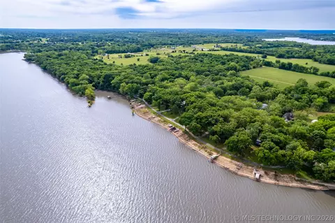 60801 E 265 Pl, Grove, OK 74344