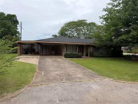 1303 Twin Lks, Madill, OK 73446