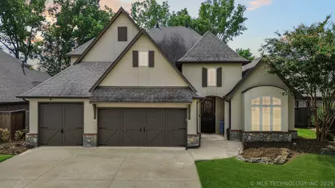 7040 E 127th St, Bixby, OK 74008