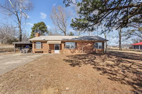 1296 Church Rd, Silo, OK 74701