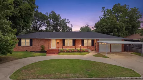 4817 E 25th Pl, Tulsa, OK 74114