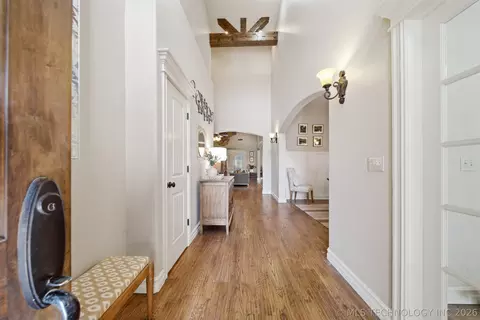 Entry Way - 3121 E 146th Pl S, Bixby, OK 74008 photo 1 of 7