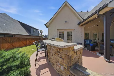 Exterior - 3121 E 146th Pl S, Bixby, OK 74008 photo 5 of 15