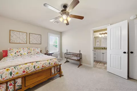 Bedroom - 3121 E 146th Pl S, Bixby, OK 74008 photo 6 of 7