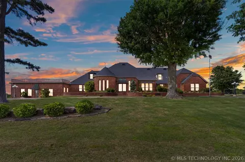 Exterior - 23075 E 87th St, Broken Arrow, OK 74014 photo 7 of 20