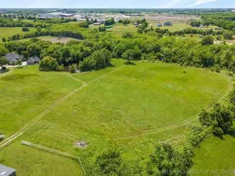 View/Area - 23075 E 87th St, Broken Arrow, OK 74014 photo 17 of 18