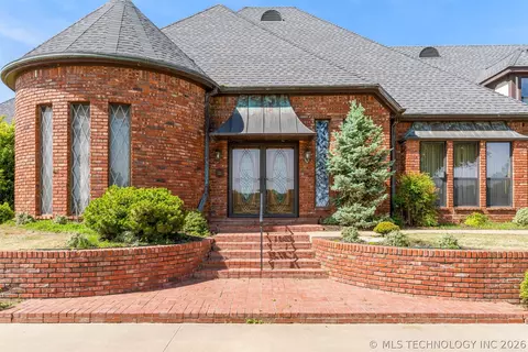 Exterior - 23075 E 87th St, Broken Arrow, OK 74014 photo 2 of 20