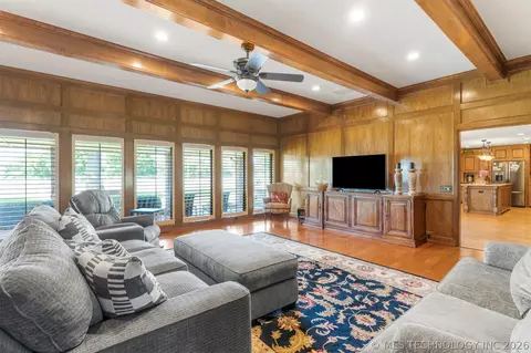 Living - 23075 E 87th St, Broken Arrow, OK 74014 photo 1 of 5
