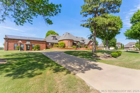 Exterior - 23075 E 87th St, Broken Arrow, OK 74014 photo 18 of 20