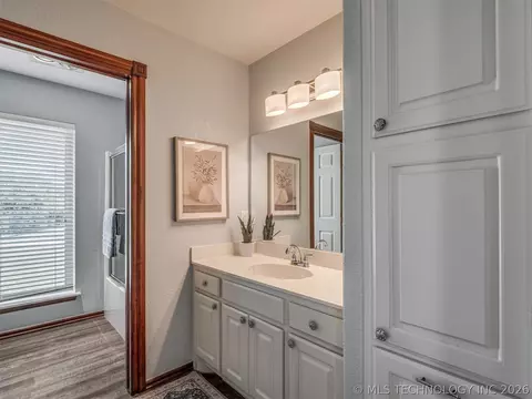 Bath - 423310 E 1169 Rd, Eufaula, OK 74432 photo 7 of 10
