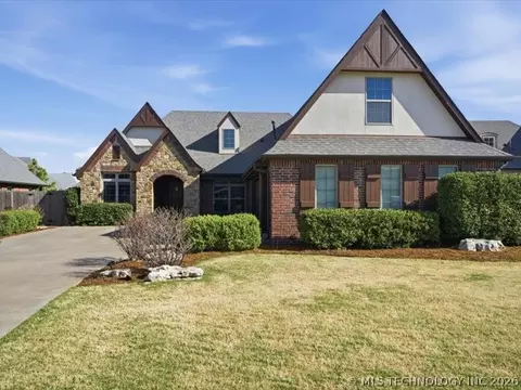 307 W 128th St S, Jenks, OK 74037