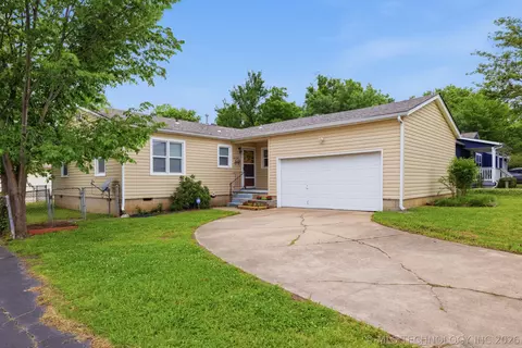 3328 S Knoxville Ave, Tulsa, OK 74135