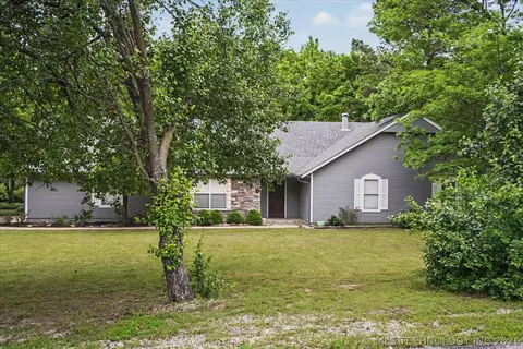 2314 Cornerstone Ave, Claremore, OK 74017