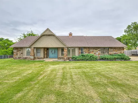 3319 Westgreen Way, Sapulpa, OK 74066