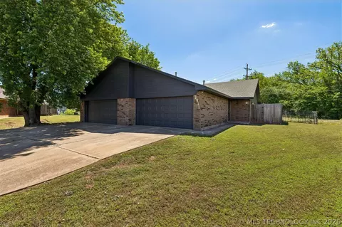 3909 W 18th Ct, Stillwater, OK 74074