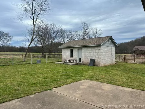 Exterior - 4313 County Road 4360, Eucha, OK 74342 photo 8 of 12