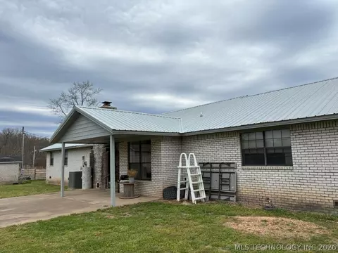 Exterior - 4313 County Road 4360, Eucha, OK 74342 photo 4 of 11