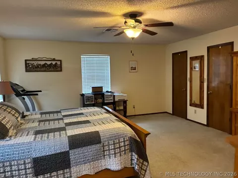 Bedroom - 4313 County Road 4360, Eucha, OK 74342 photo 1 of 2