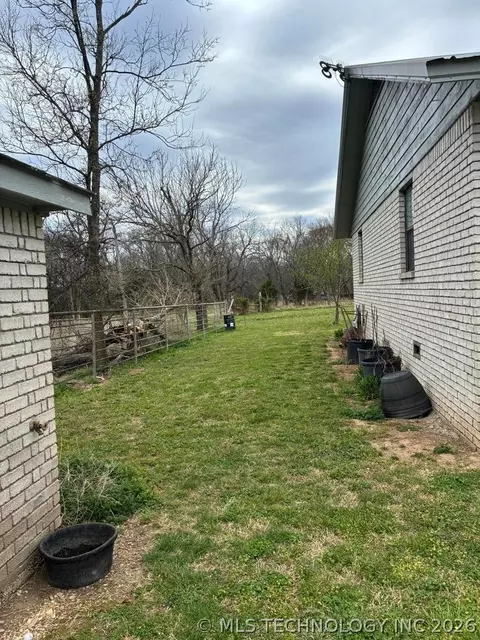 Exterior - 4313 County Road 4360, Eucha, OK 74342 photo 8 of 11