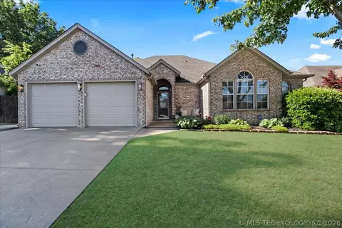 10218 E 114th Pl S, Bixby, OK 74008