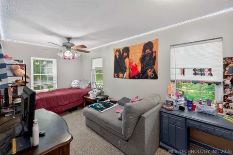 Bedroom - 9596 N 447 Rd, Spavinaw, OK 74366 photo 4 of 5