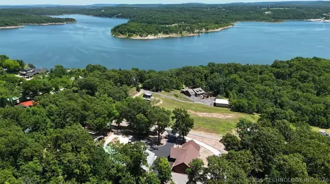 18745 W Lakewood Dr, Park Hill, OK 74451