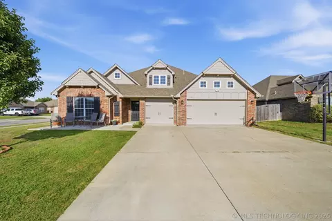 13633 S Kenosha Ave, Glenpool, OK 74033