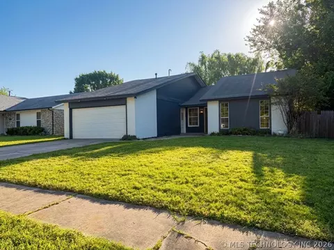 1205 N Ironwood Pl, Broken Arrow, OK 74012