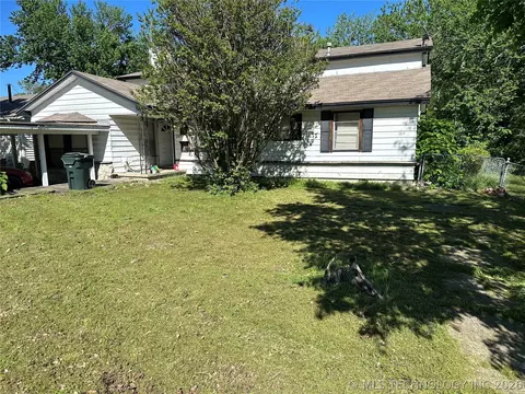 202 N Moore St, Claremore, OK 74017