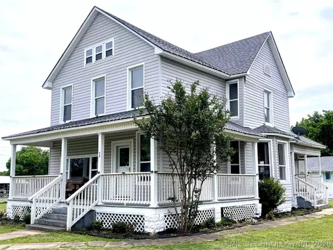 70 E Washington Ave, Krebs, OK 74554