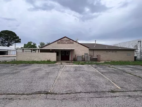 14 W Francis St, Madill, OK 73446