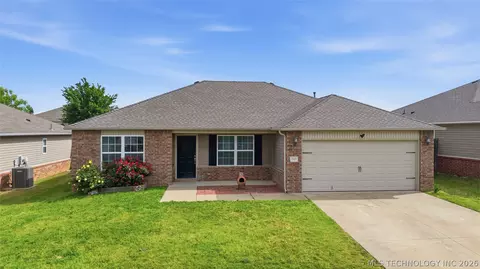 25425 E 93rd Ct S, Broken Arrow, OK 74014