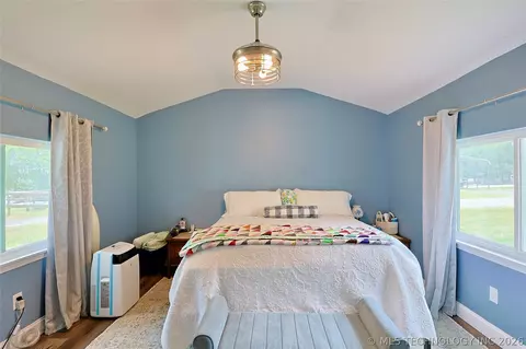 Bedroom - 115117 S 4278 Rd, Checotah, OK 74426 photo 1 of 4