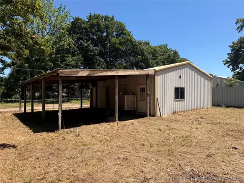 83 Persimmon St, Cartwright, OK 74731