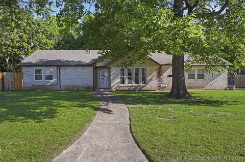 3637 E 143rd St S, Bixby, OK 74008